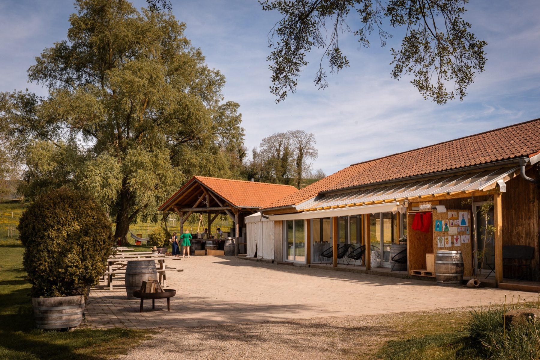 Natürliche Hochzeitsfotografie von Clara und Andreas in Ettenheim nahe Offenburg