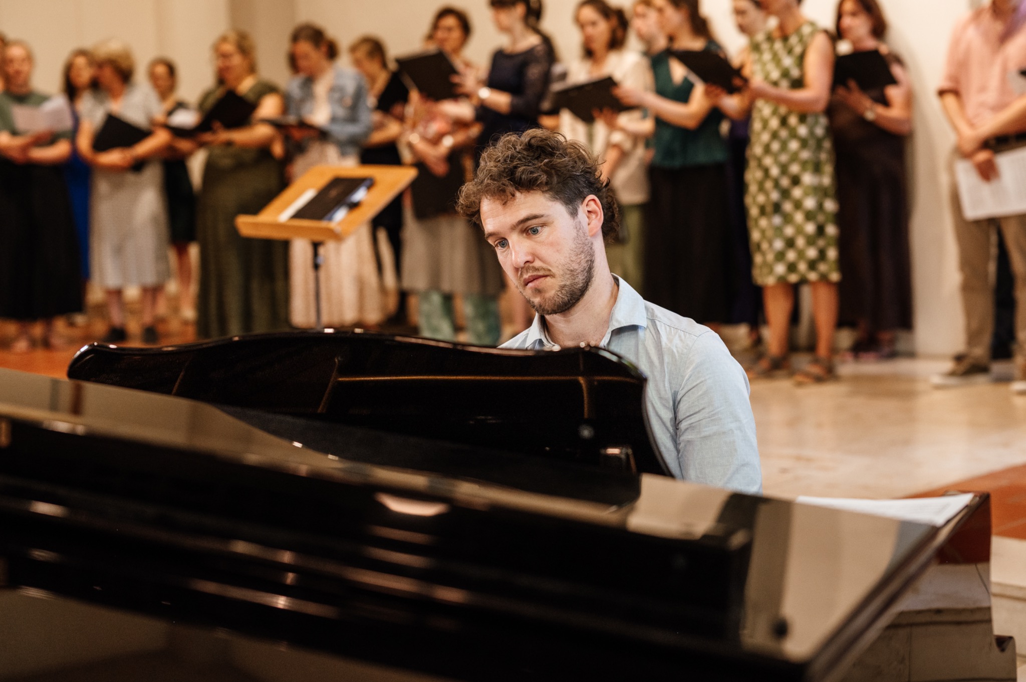Brautpaar Freiburg – Hochzeitsfotos Friedenskirche