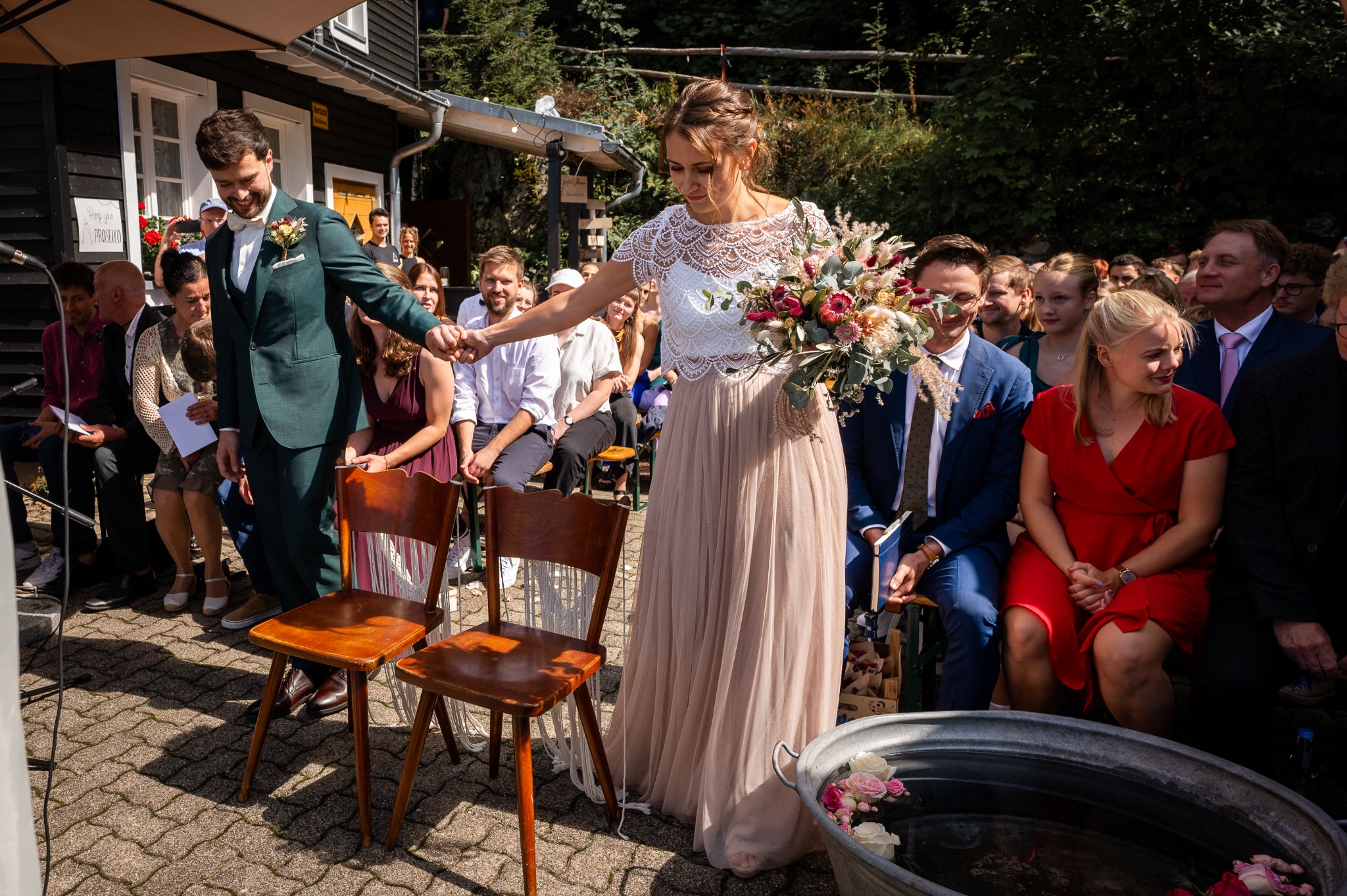 Freie Trauung Freiburg – Brautpaar Talvogtei Kirchzarten