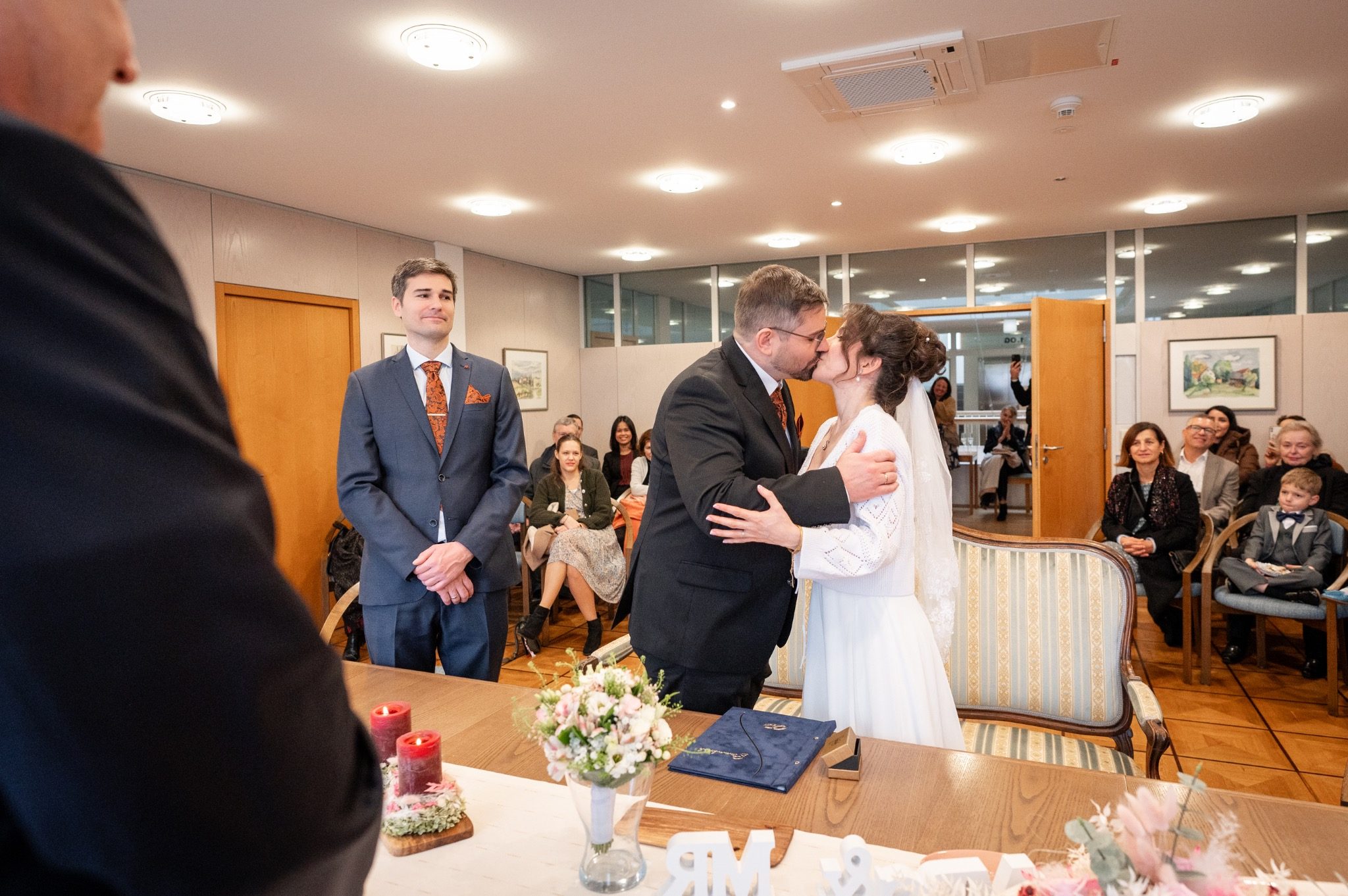 Novemberhochzeit im Breisgau – Paarfotos von Tara und Konstantin in Gundelfingen